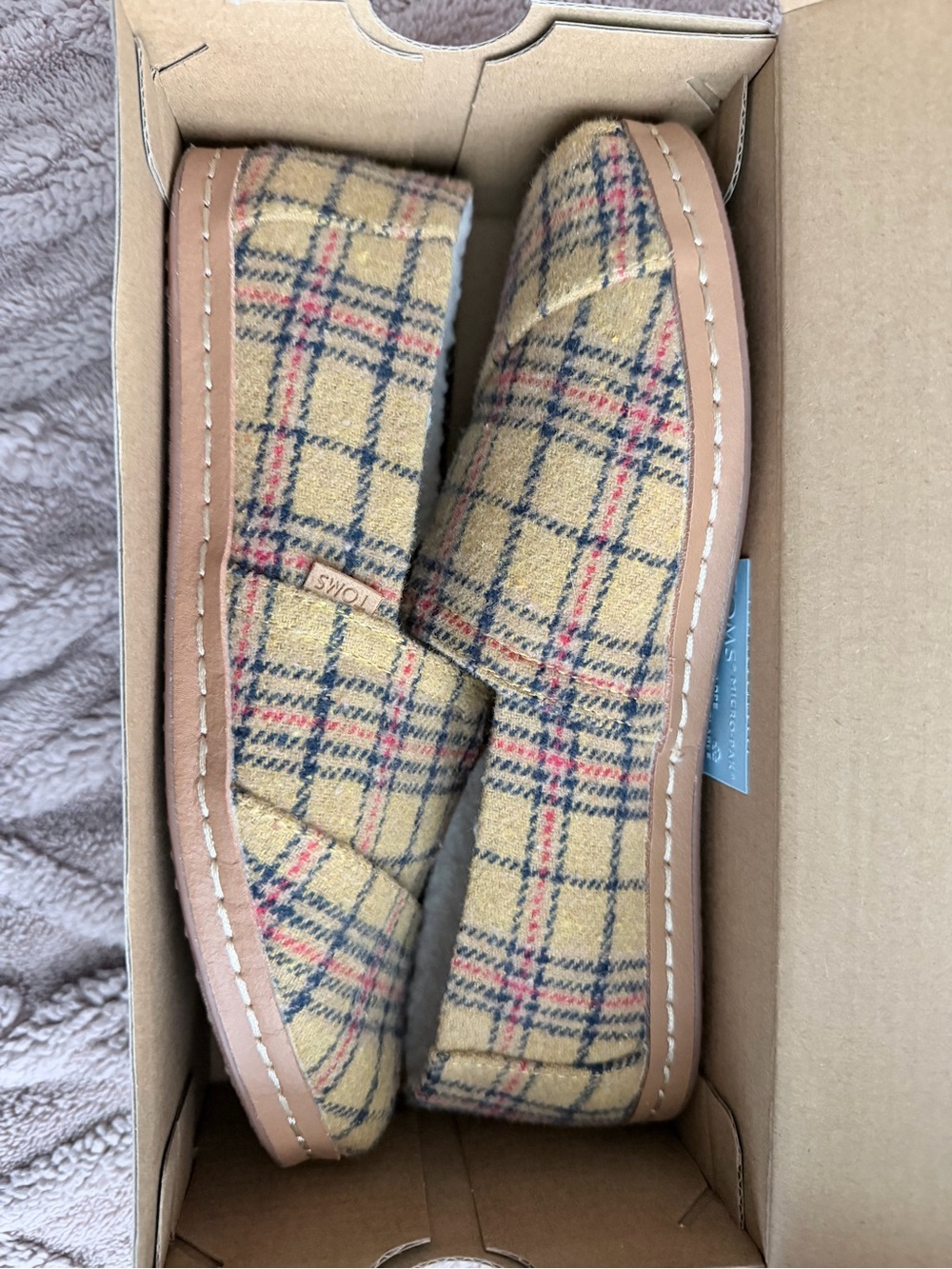 Size 6.5 TOMS Plaid Slip-On Alpargatas in Yellow, Navy & Red